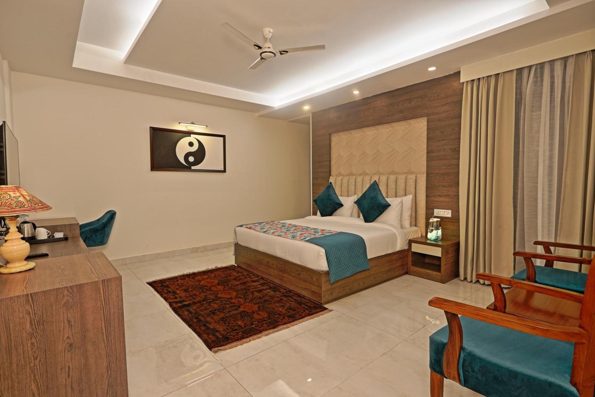 Hotel Oxmo Delhi Airport With Free Airport Transsfer Нью-Делі Екстер'єр фото