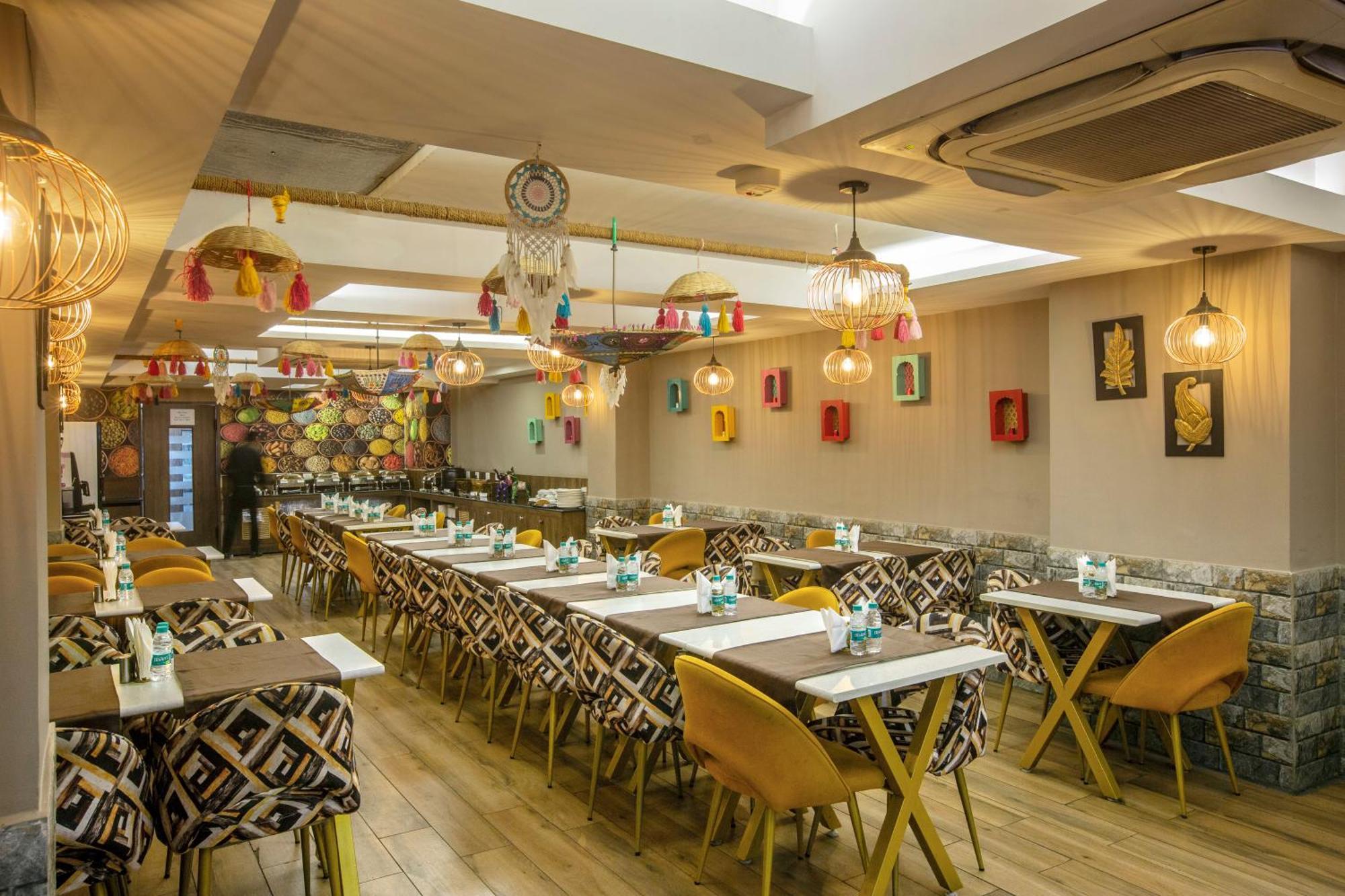 Hotel Oxmo Delhi Airport With Free Airport Transsfer Нью-Делі Екстер'єр фото