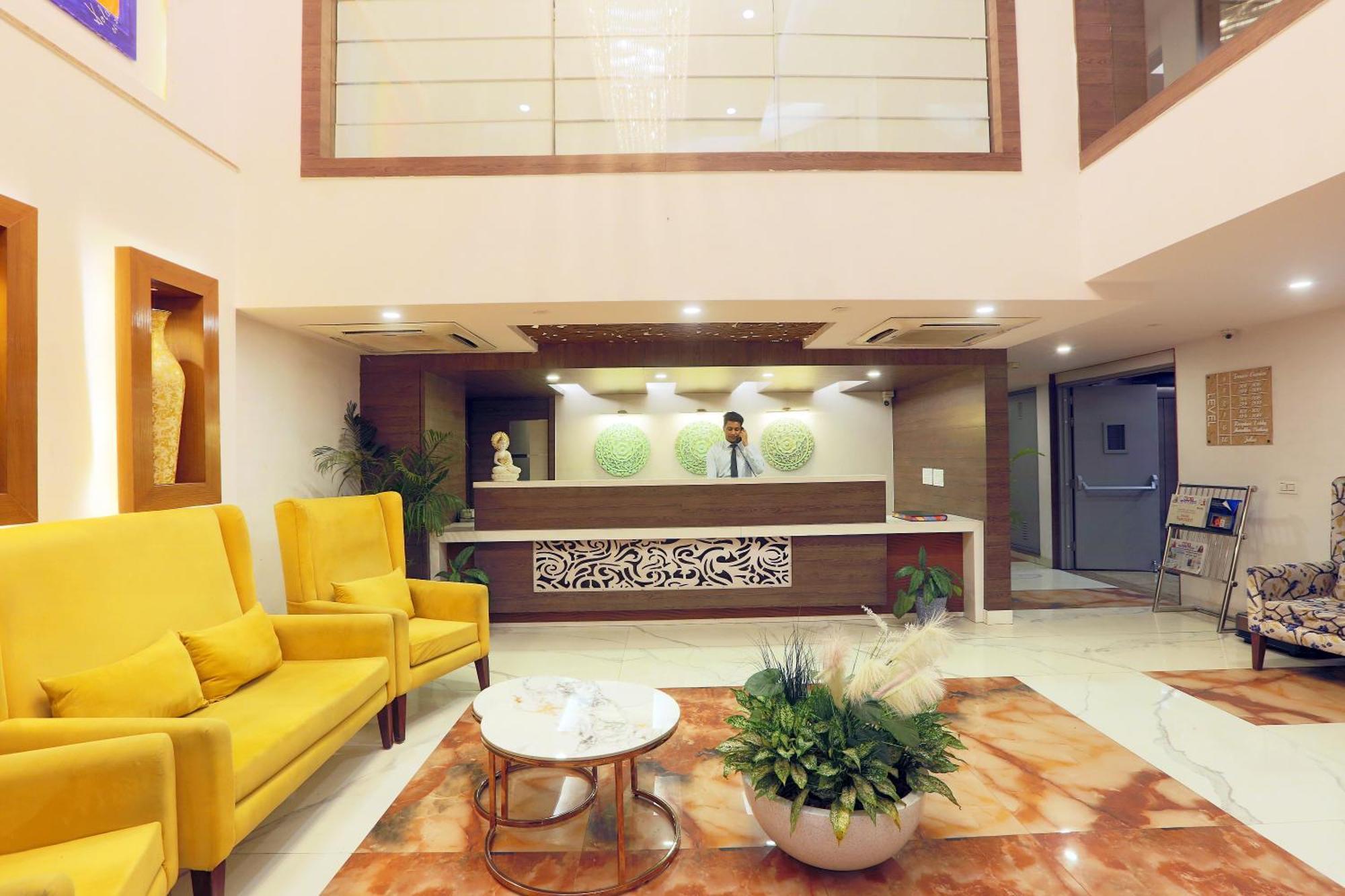 Hotel Oxmo Delhi Airport With Free Airport Transsfer Нью-Делі Екстер'єр фото