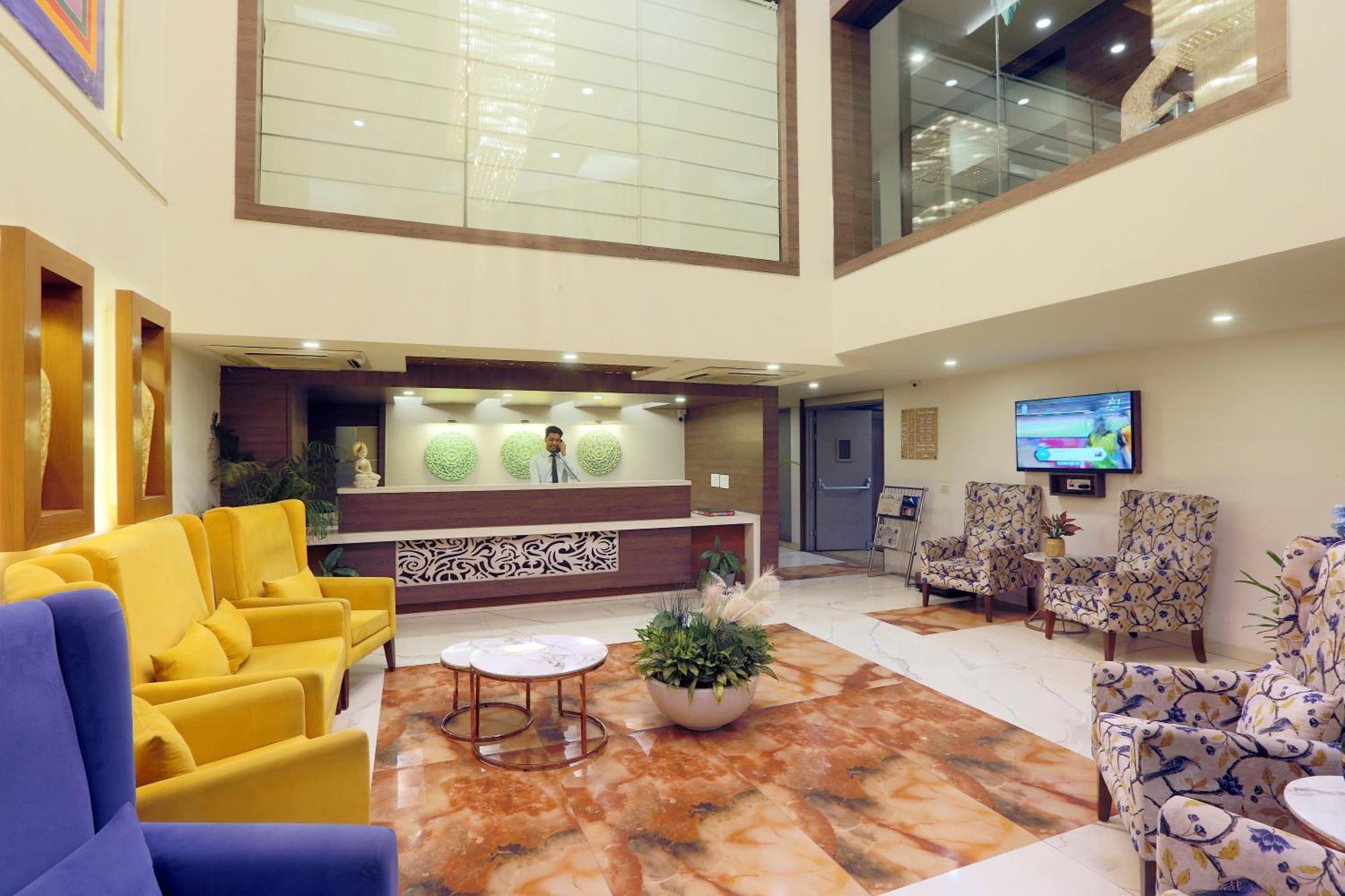 Hotel Oxmo Delhi Airport With Free Airport Transsfer Нью-Делі Екстер'єр фото