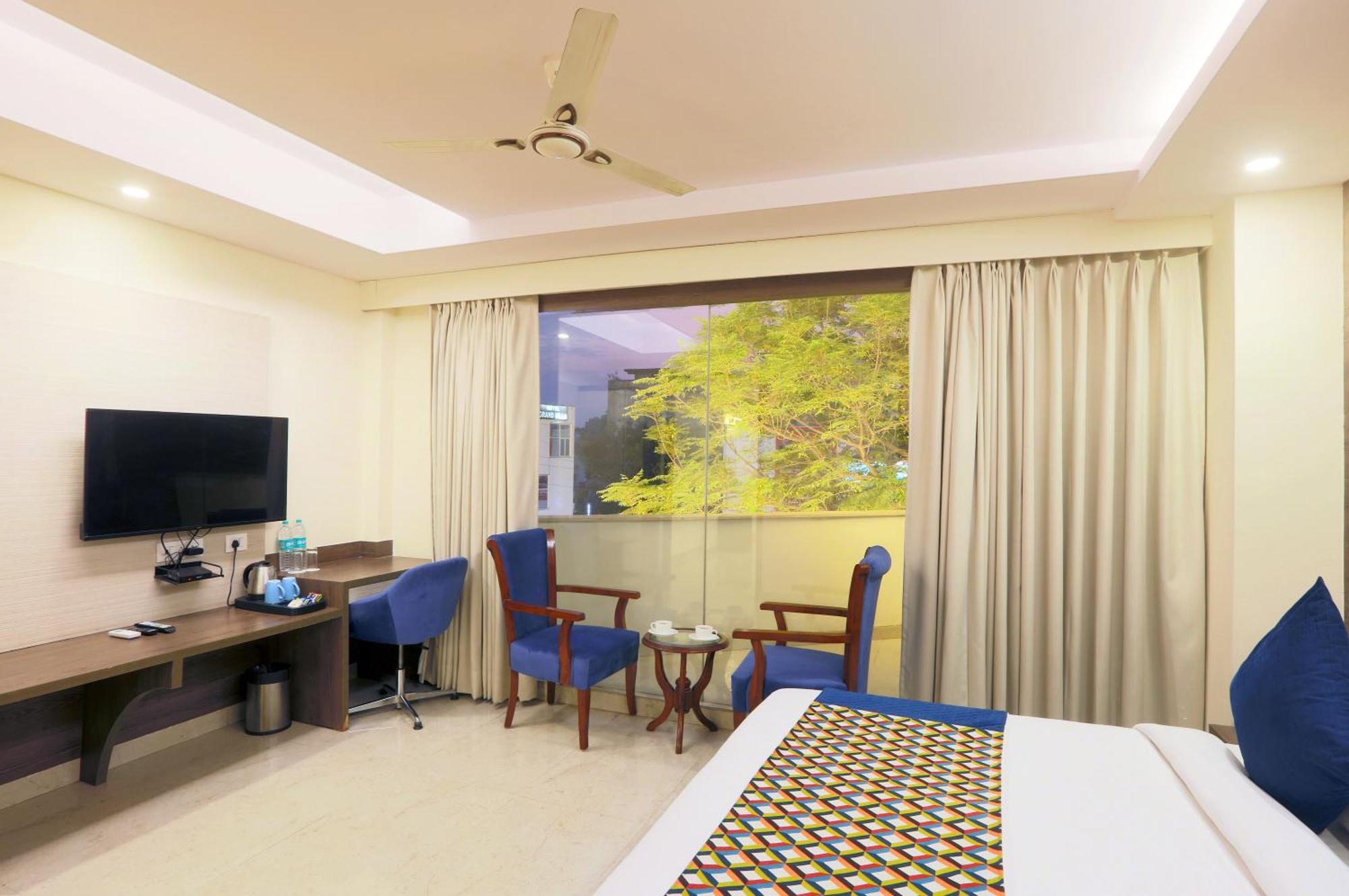 Hotel Oxmo Delhi Airport With Free Airport Transsfer Нью-Делі Екстер'єр фото